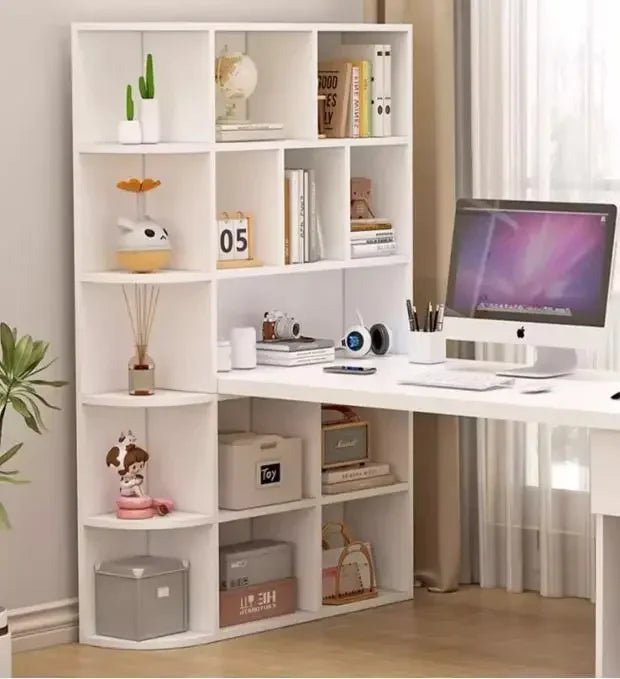 Minimalist Corner Desk - The Smart Solution for Optimized Space