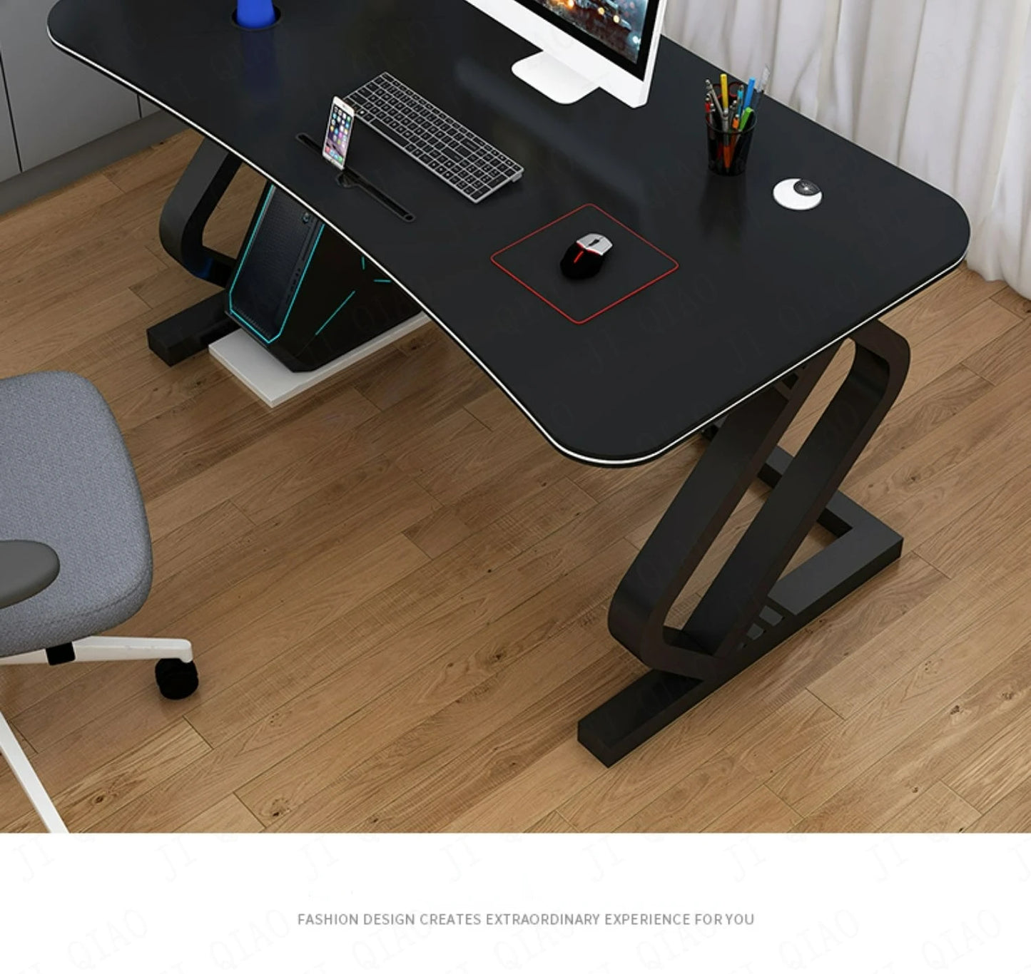 Simplified Computer and Work Desk - The Ideal Daily Office